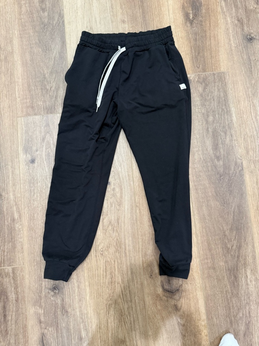 Vuori Women's Performance Joggers Heather Black XS